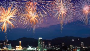 2018年神戸花火大会「第48回みなとこうべ海上花火大会」のおススメスポット。穴場スポットを探してみる。
